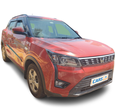 Mahindra XUV300-img